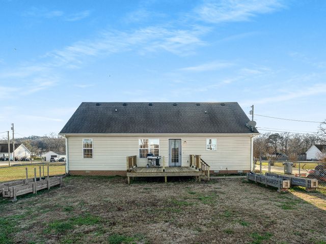 265 Sagewood Dr, Pulaski, TN 38478