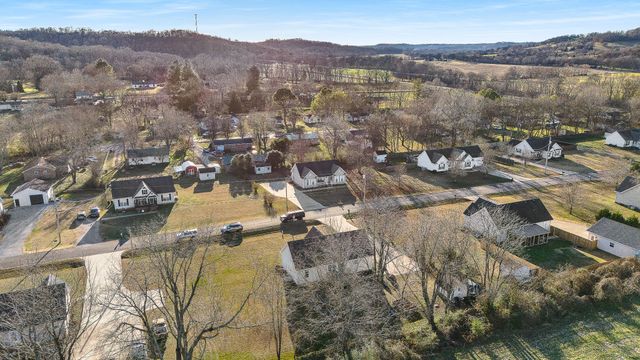 265 Sagewood Dr, Pulaski, TN 38478