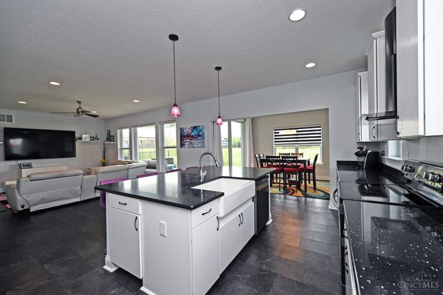 5645 Rivers Fork Drive, Morrow, OH 45152