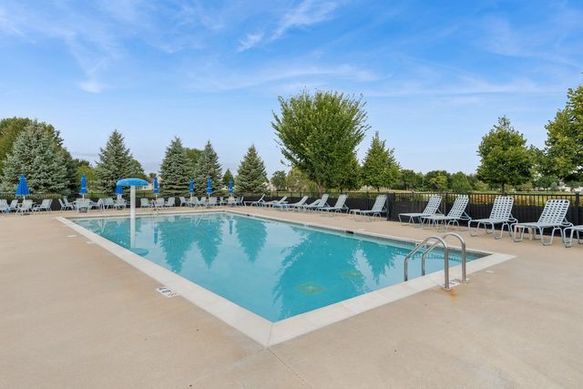 3731 Chesapeake Lane, Naperville, IL 60564
