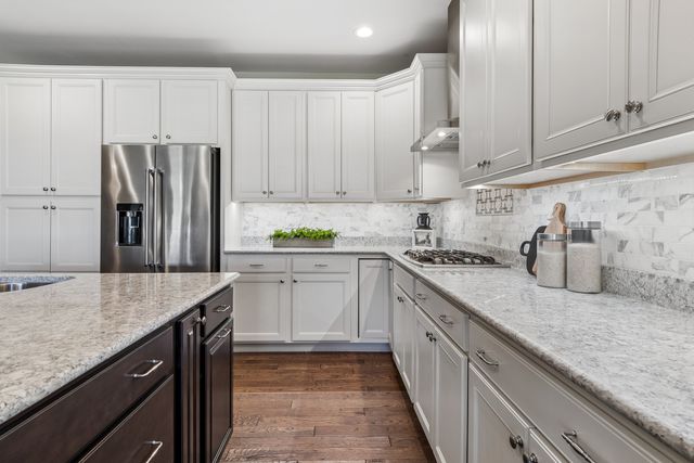 3731 Chesapeake Lane, Naperville, IL 60564