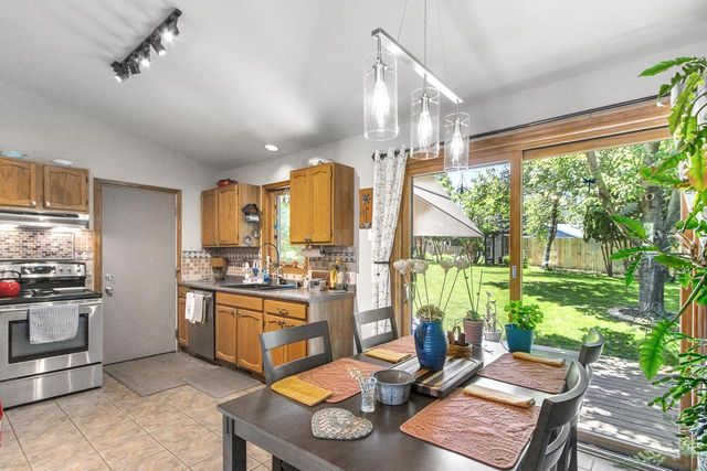 1036 Villa Circle, Sun Prairie, WI 53590