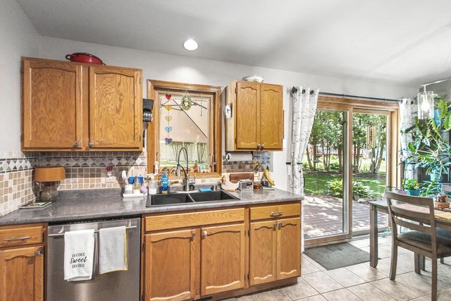 1036 Villa Circle, Sun Prairie, WI 53590