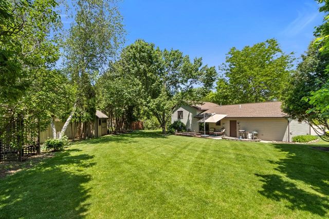 1036 Villa Circle, Sun Prairie, WI 53590