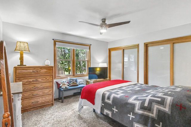 1036 Villa Circle, Sun Prairie, WI 53590