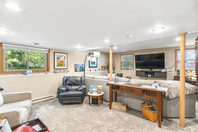 1036 Villa Circle, Sun Prairie, WI 53590