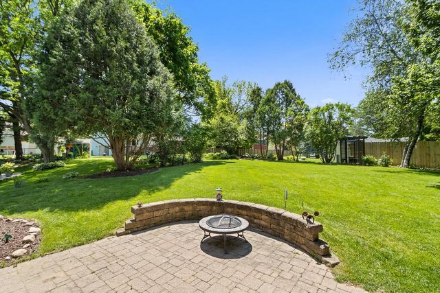 1036 Villa Circle, Sun Prairie, WI 53590