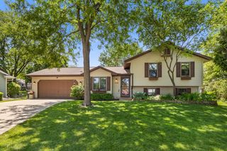 1036 Villa Circle, Sun Prairie, WI 53590