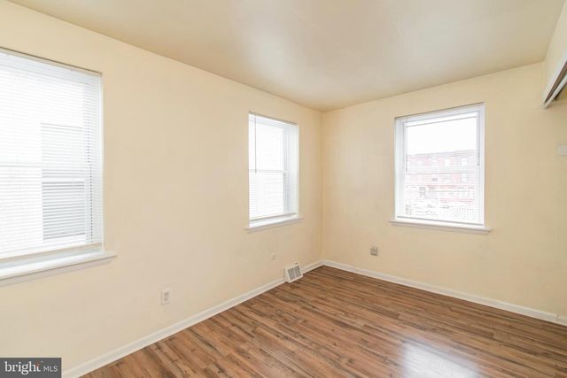 1635 FONTAIN ST, Philadelphia, PA 19121