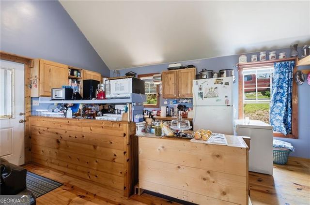 539 Dowel Circle, Ellijay, GA 30540