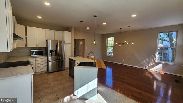 14773 TRUITT FARM DR, Centreville, VA 20120