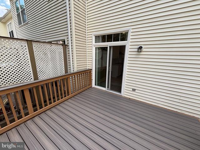 14773 TRUITT FARM DR, Centreville, VA 20120