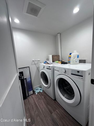 1424 E GARDEN AVE, Coeur D'alene, ID 83814