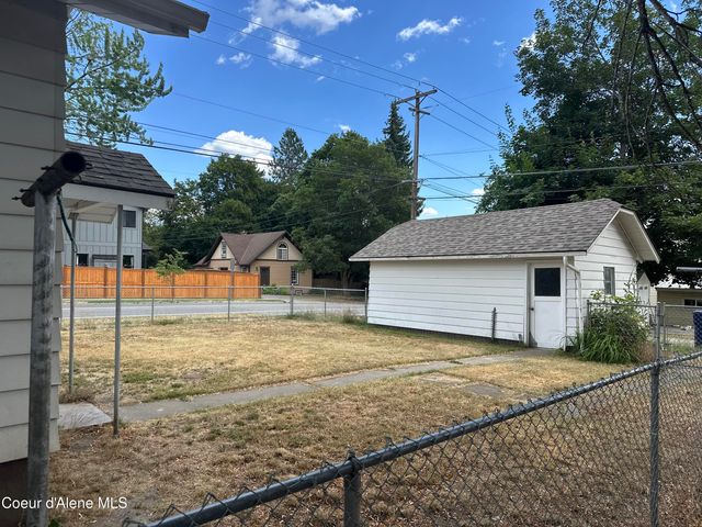 1424 E GARDEN AVE, Coeur D'alene, ID 83814