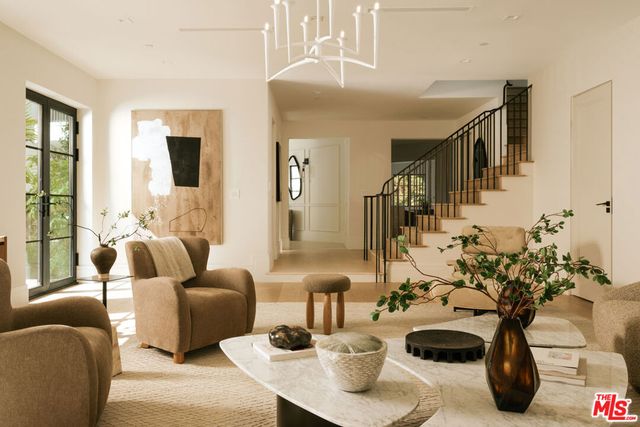 1748 Correa Way, Los Angeles, CA 90049