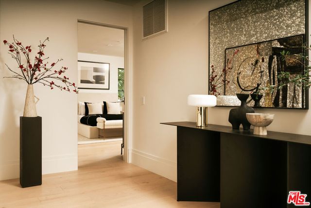 1748 Correa Way, Los Angeles, CA 90049
