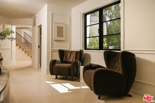 1748 Correa Way, Los Angeles, CA 90049