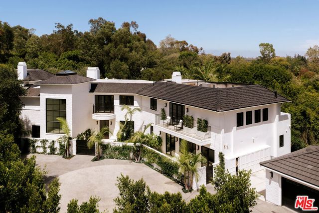 1748 Correa Way, Los Angeles, CA 90049