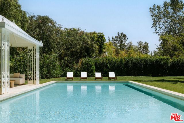1748 Correa Way, Los Angeles, CA 90049