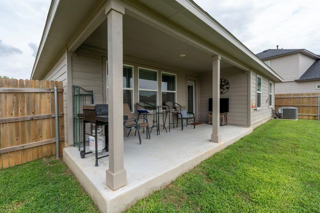 1444 Acorn Wood, Seguin, TX 78155