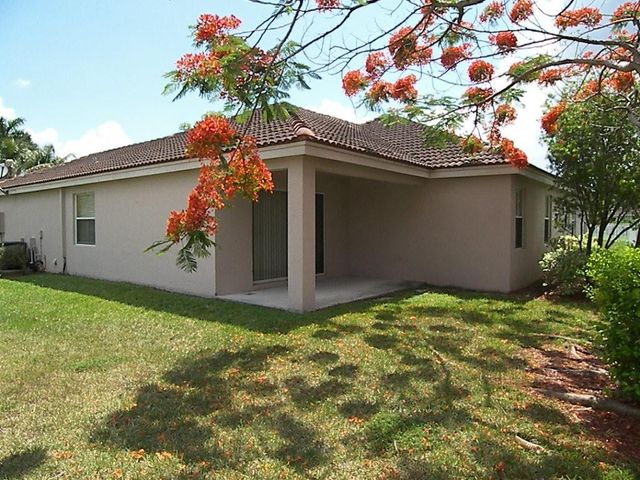 1943 Cygnus Court, Weston, FL 33327