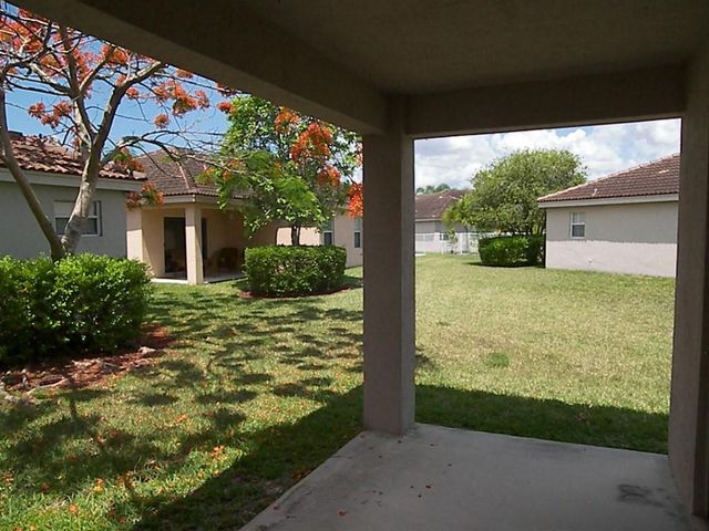 1943 Cygnus Court, Weston, FL 33327