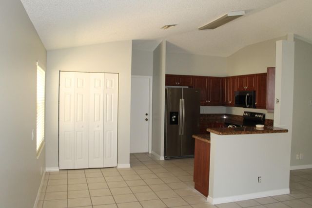 1943 Cygnus Court, Weston, FL 33327