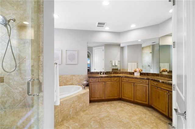 17771 Via Bella Acqua CT # 902, Miromar Lakes, FL 33913