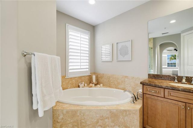 17771 Via Bella Acqua CT # 902, Miromar Lakes, FL 33913