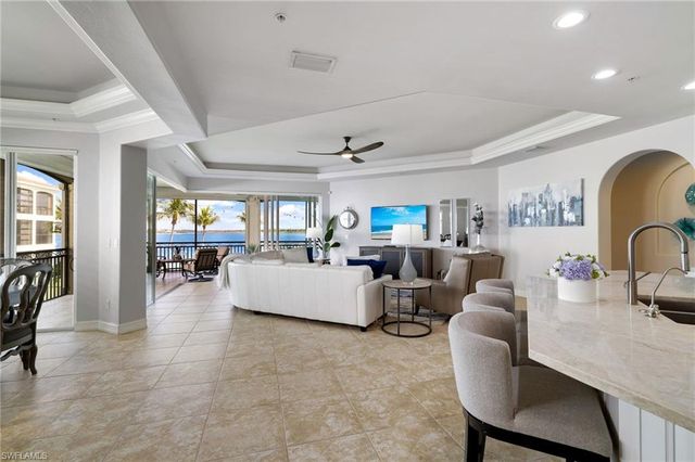 17771 Via Bella Acqua CT # 902, Miromar Lakes, FL 33913