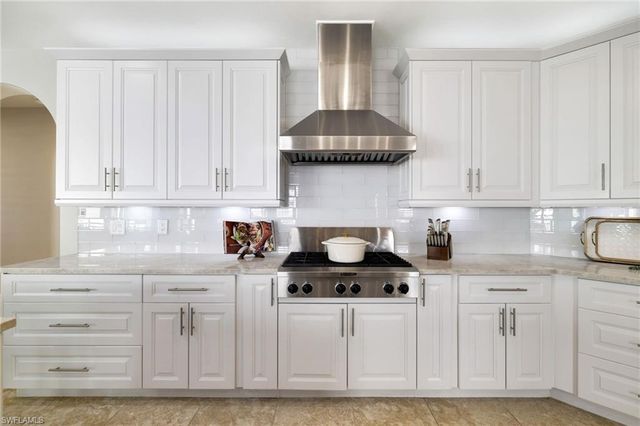 17771 Via Bella Acqua CT # 902, Miromar Lakes, FL 33913