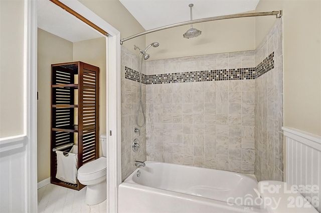 218 Clearbrook Road, Matthews, NC 28105