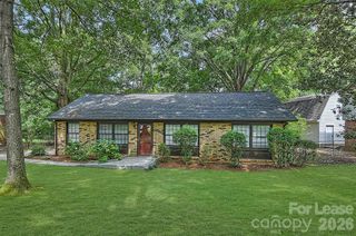 218 Clearbrook Road, Matthews, NC 28105