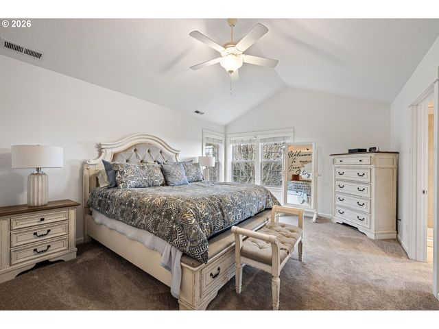 1401 RANIER Loop Nw, Salem, OR 97304