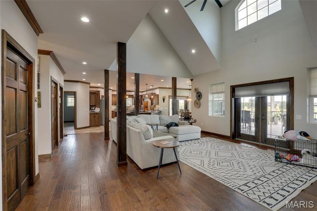 3870 County Road 329, Palmyra, MO 63461