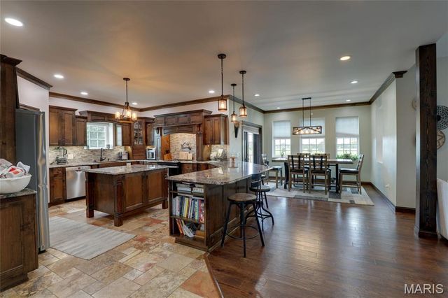 3870 County Road 329, Palmyra, MO 63461