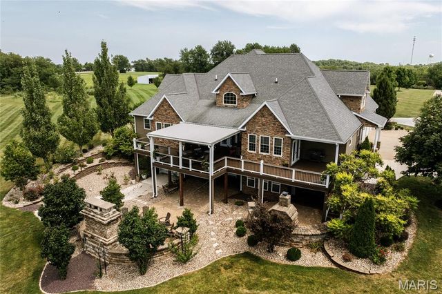 3870 County Road 329, Palmyra, MO 63461