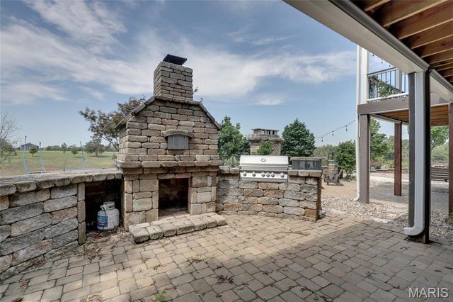 3870 County Road 329, Palmyra, MO 63461