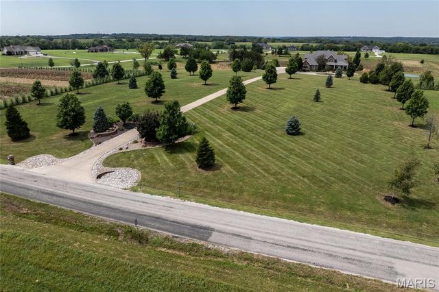 3870 County Road 329, Palmyra, MO 63461