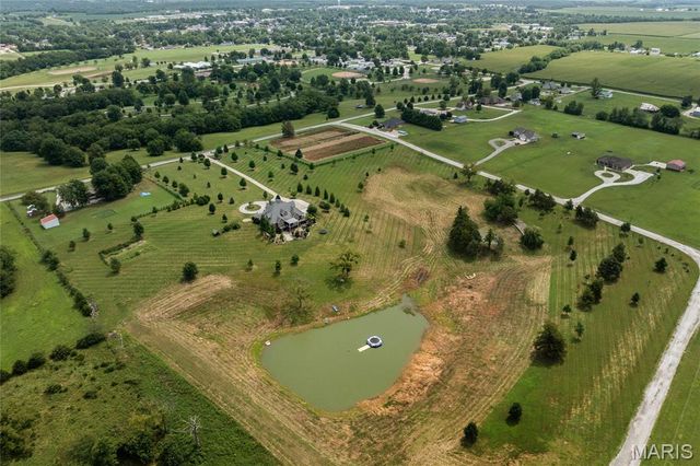 3870 County Road 329, Palmyra, MO 63461