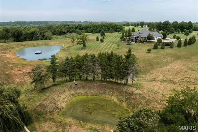 3870 County Road 329, Palmyra, MO 63461