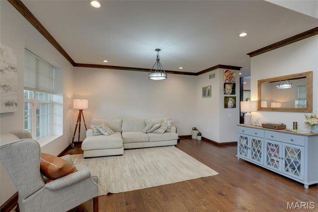 3870 County Road 329, Palmyra, MO 63461