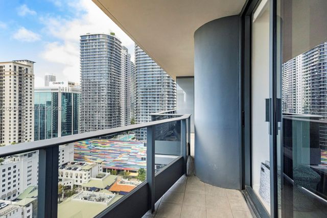 1000 Brickell Plz 2411, Miami, FL 33131