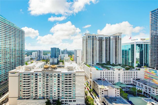 1000 Brickell Plz 2411, Miami, FL 33131