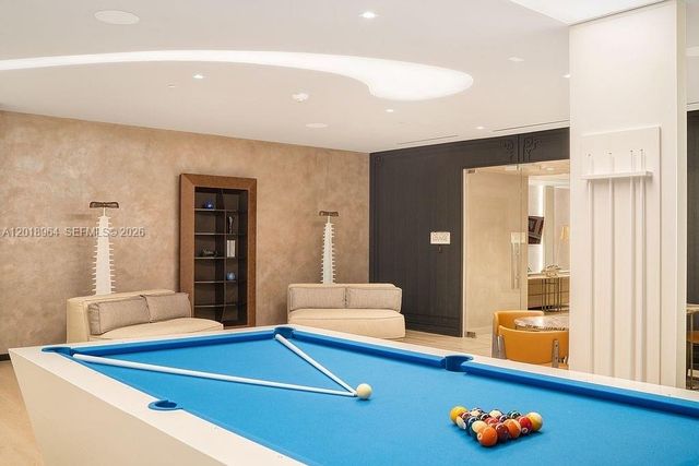 1000 Brickell Plz 2411, Miami, FL 33131