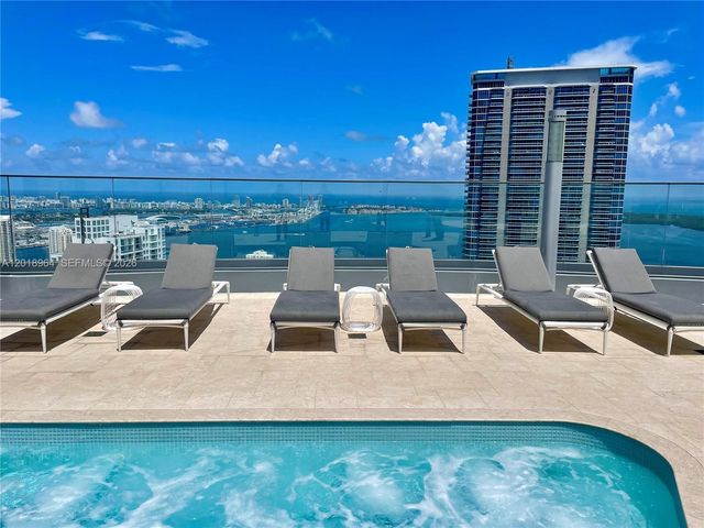1000 Brickell Plz 2411, Miami, FL 33131