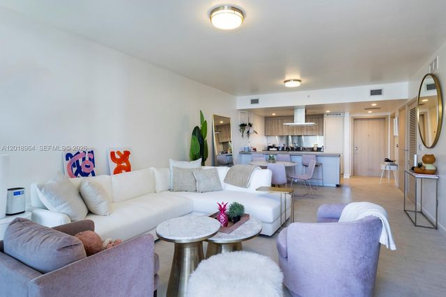 1000 Brickell Plz 2411, Miami, FL 33131