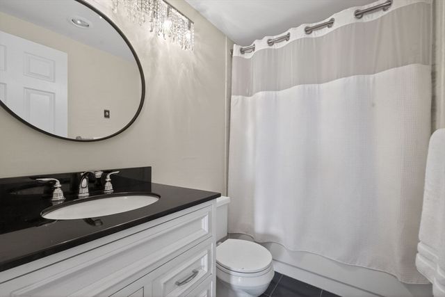 200 Captains Row 408, Chelsea, MA 02150