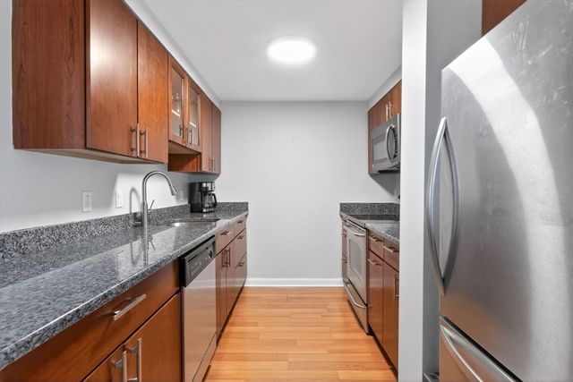 200 Captains Row 408, Chelsea, MA 02150