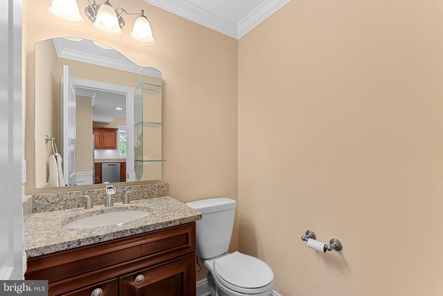 6932 ALPINE DR, Annandale, VA 22003